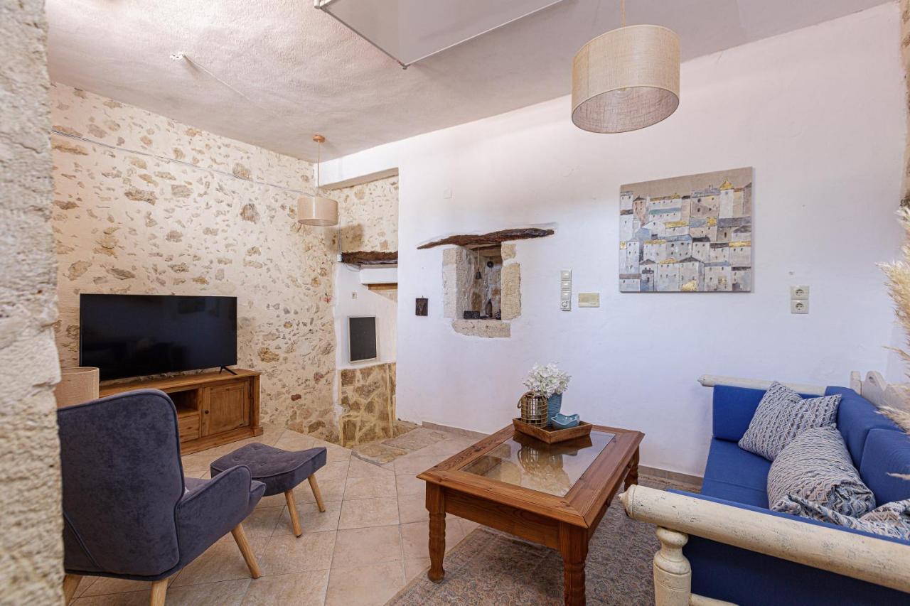 Anna'S Villa In Mesi Village Agia Triada Exterior photo